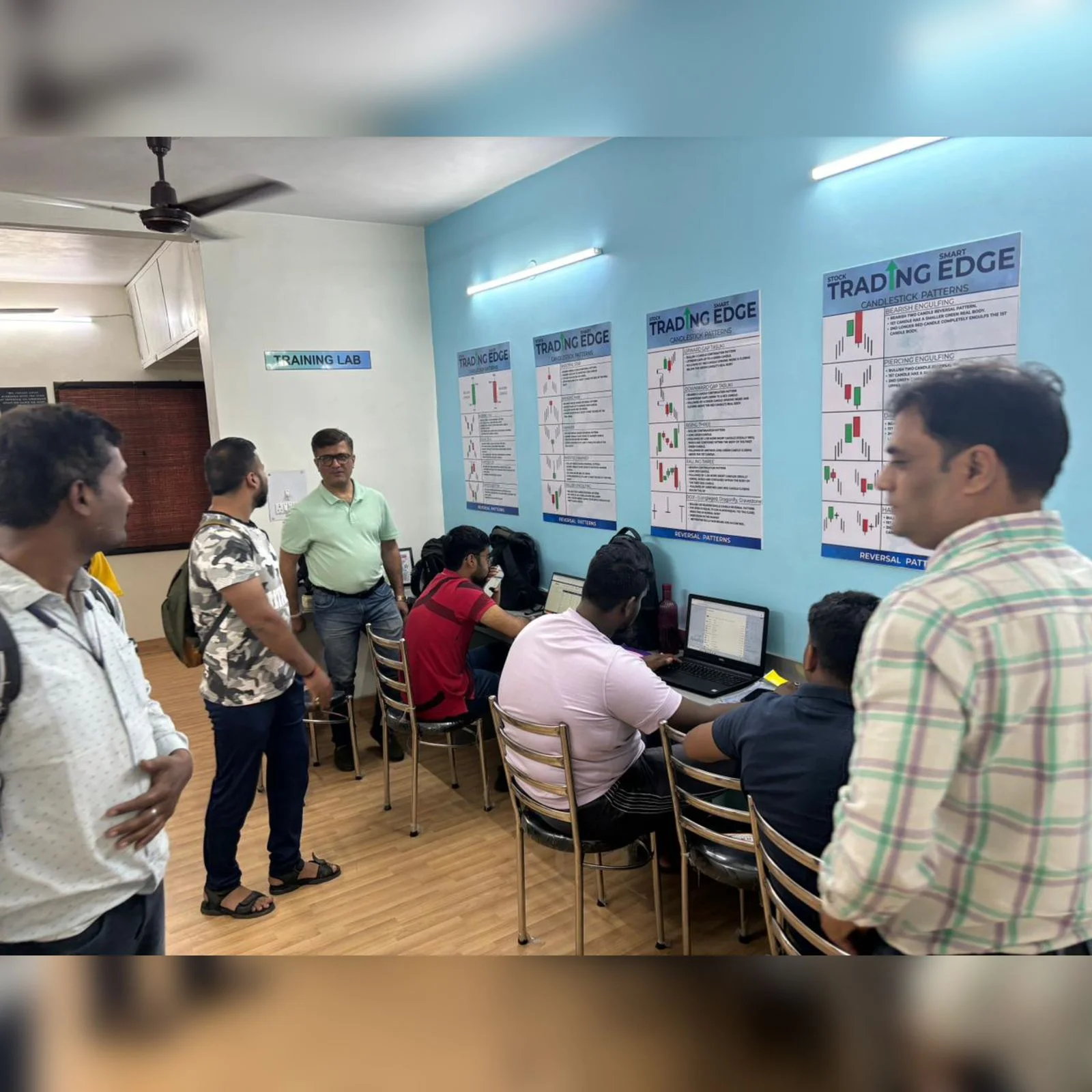 Stock market pitampura institute